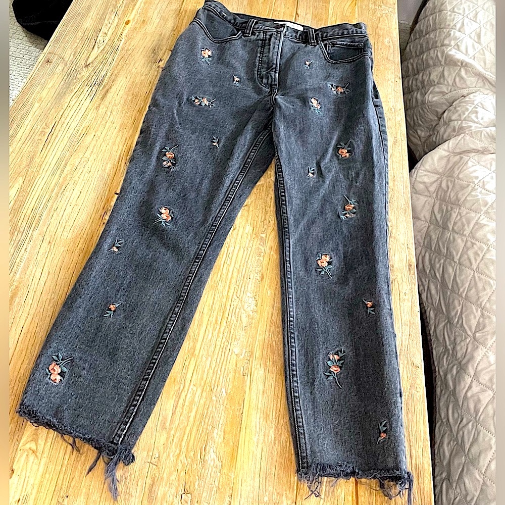 Straight Leg High Rise Rose embroidered A&F Jeans